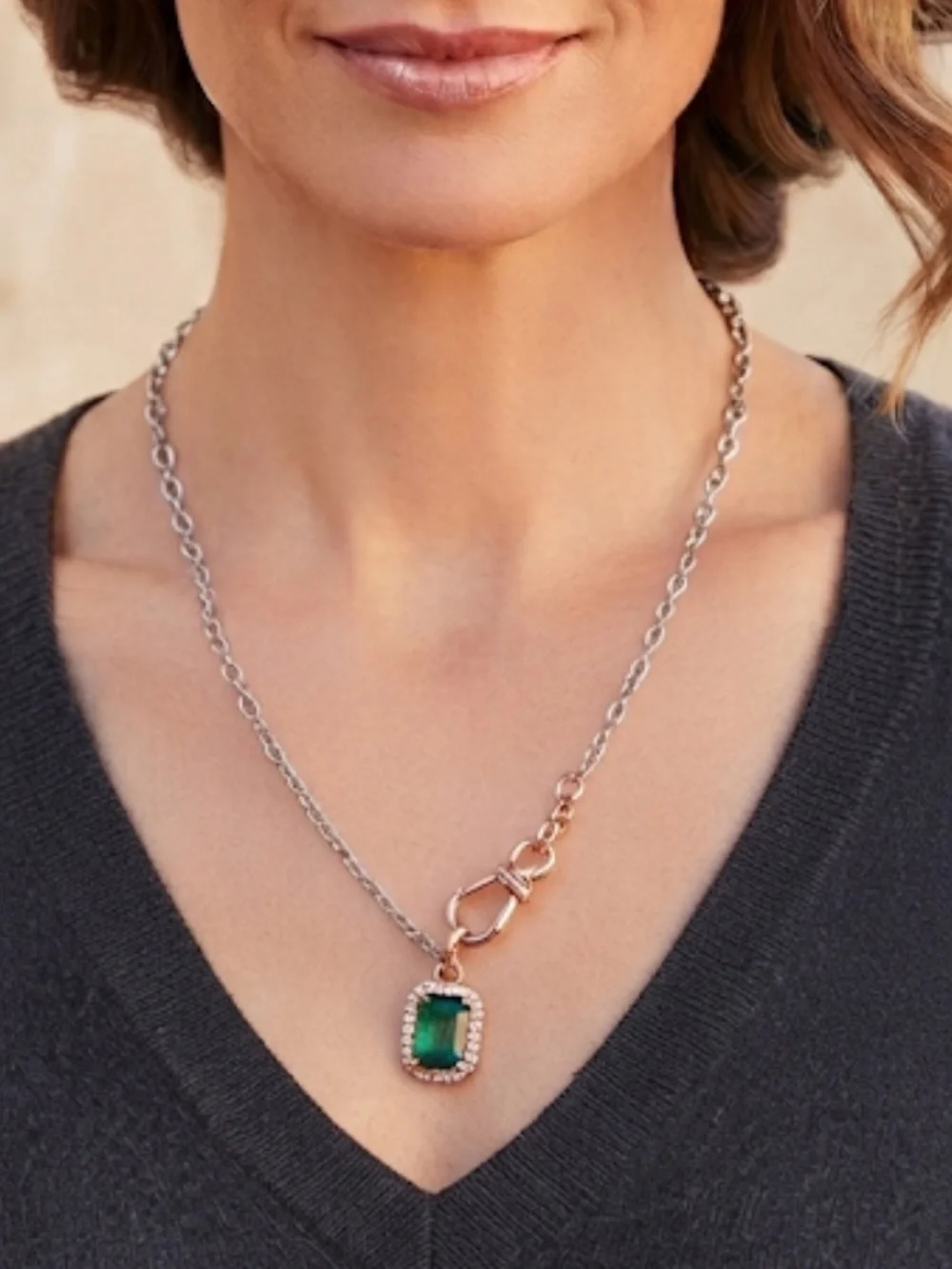 Rose Gold Chain Necklace with Emerald Green Pendant - Women Jewelry